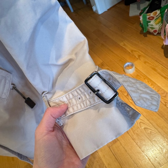 Coach original solid trench coat in the colour “bone” (beige/pink mix) - Picture 5 of 16